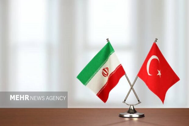 گمرکات ایران و ترکیه تفاهمنامه همکاری امضا کردند|سربیل