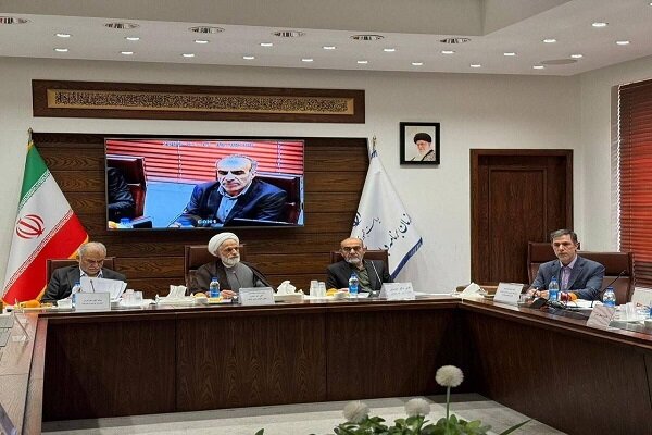 جلسه هیئت مرکزی رسیدگی به شکایات قانون برگزاری مناقصات برگزار شد|سربیل