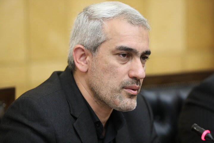 وزیر اقتصاد: دولت وضعیت بازار سرمایه را مرتب رصد می کند|سربیل