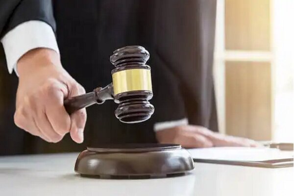 رایگانی:اعضای حقیقی هیئت‌مدیره یکی از دو خودروساز بزرگ کشور محکوم شدند|سربیل