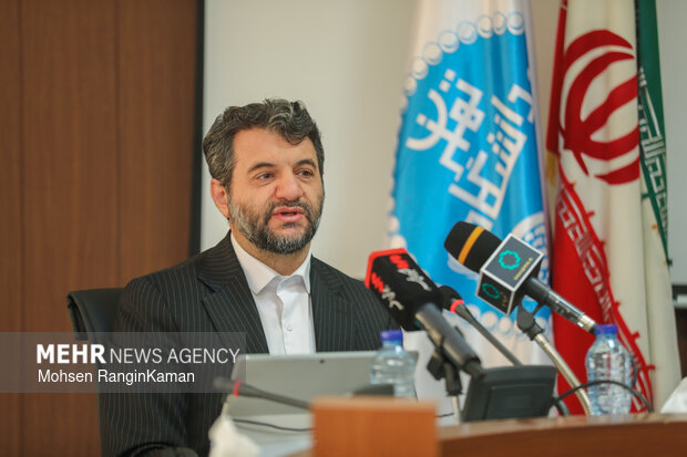 حجتالله عبدالملکی: اروپا از تحریم ایران ۲۰۰ میلیارد دلار ضرر کرد|سربیل حجتالله عبدالملکی: اروپا از تحریم ایران ۲۰۰ میلیارد دلار ضرر کرد|سربیل