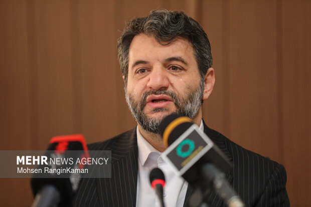 عبدالملکی: پیشبینیها میگوید نرخ ارز رشدهای جدیتری داشته باشد|سربیل عبدالملکی: پیشبینیها میگوید نرخ ارز رشدهای جدیتری داشته باشد|سربیل